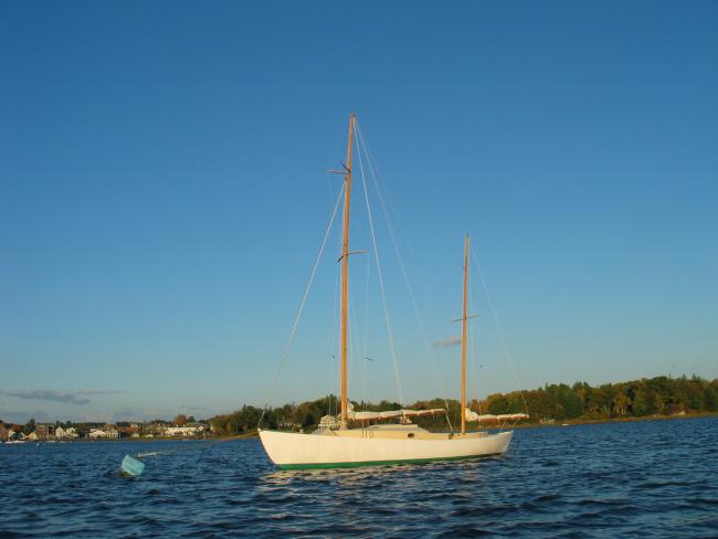 Rozinante Herreshoff design 1969, in water port side view