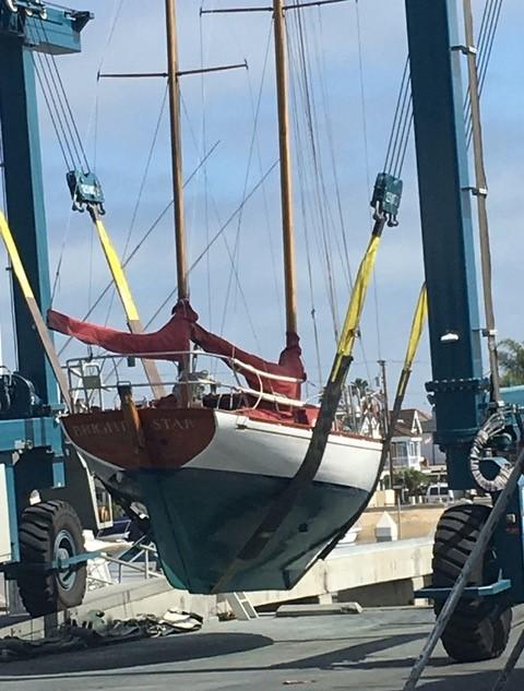 Herreshoff Original H-28 Bright Star, suspended, transom view