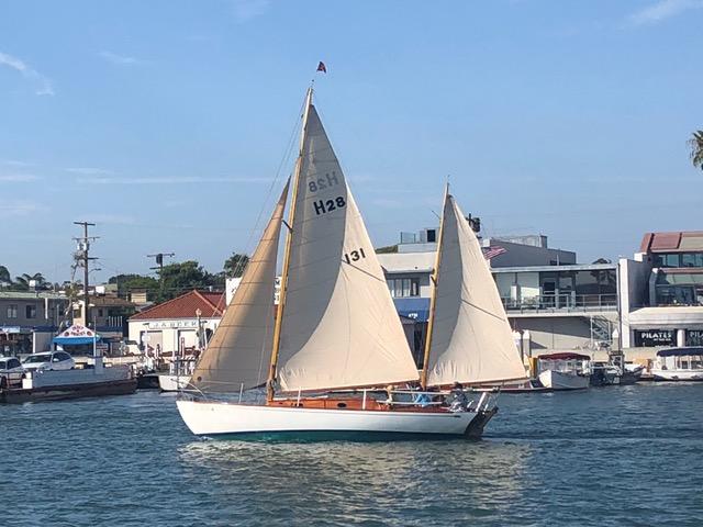 Herreshoff Original H-28 Bright Star Herreshoff Original H-28 Bright Star, undersail portside view