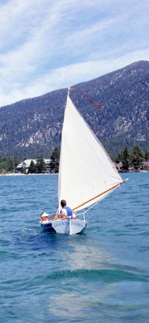 For Sale: 12'-10" Pooduck Skiff, undersail view from stern