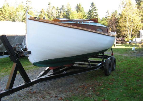 Fenwick Williams 18' Catboat Alden No. 838 with Tender and Brand New Trailer, on trailer port side view