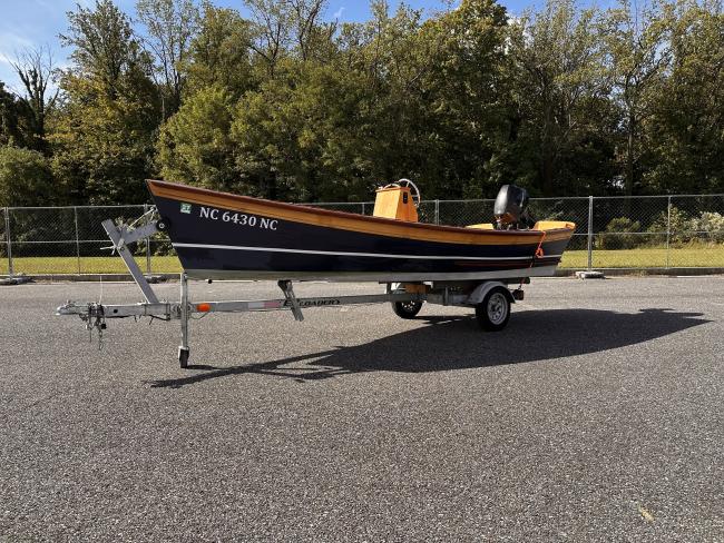 CLC Peeler Skiff 16', on trailer port side view