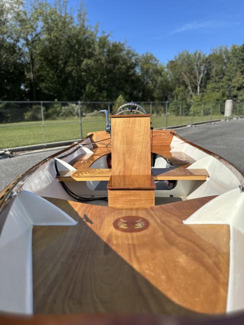 CLC Peeler Skiff 16', from bow to stern