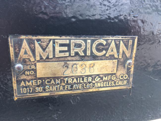 1956 Essaness Craft 23' classic wooden, trailer plate