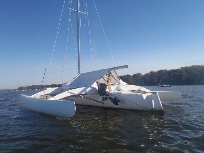 John Marples Cyclone 23, in water, view of stern