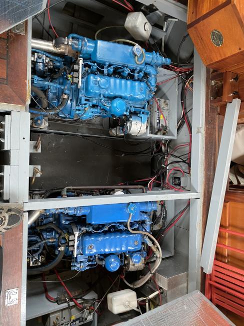 Pinaud 37 motor cruiser, engine view