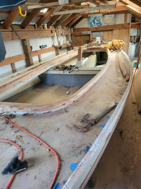 24’ cold-molded Chesapeake Bay Crabbing Skiff, view of deck