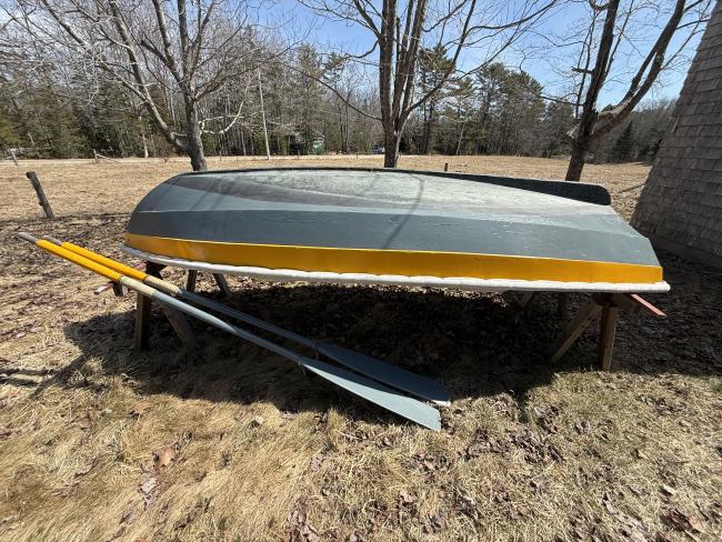 Joel White shell back dinghy, view of underneath