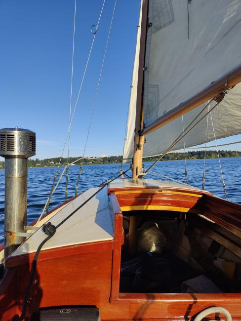 Ed Monk Sloop, undersail looking toward bow