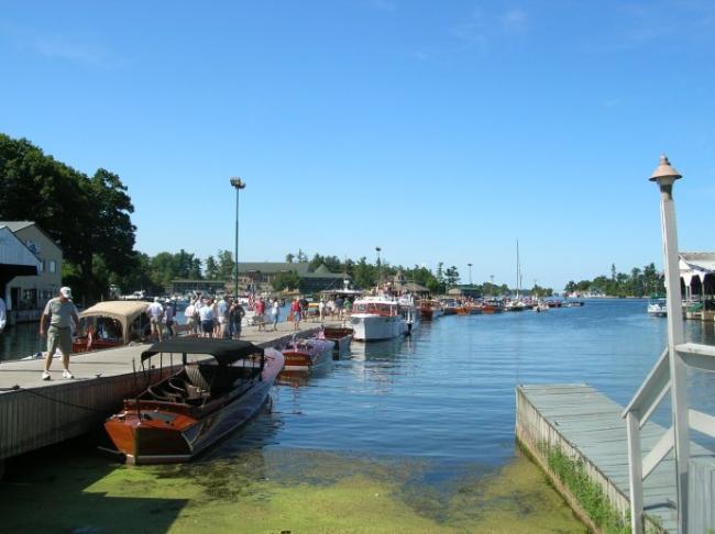 Vintage "User" Boat Show photo