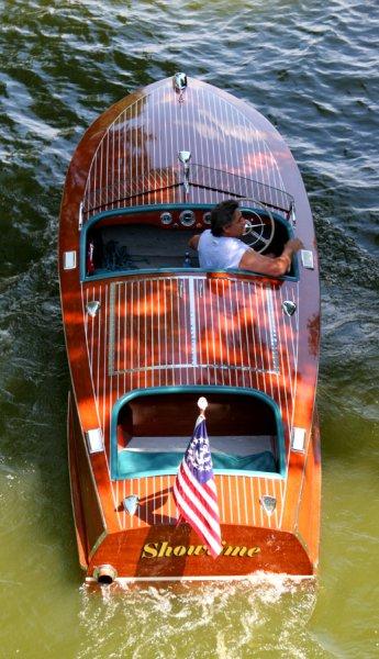 Photo courtesy Sunnyland Chapter ACBS Antique Boat Festival.