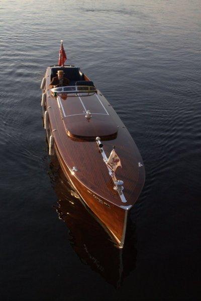 Feature Boat - Wa Chee We - a 1923, 35' Ditchburn