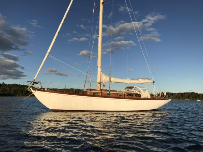 LEVERA on mooring, Summer 2018.
