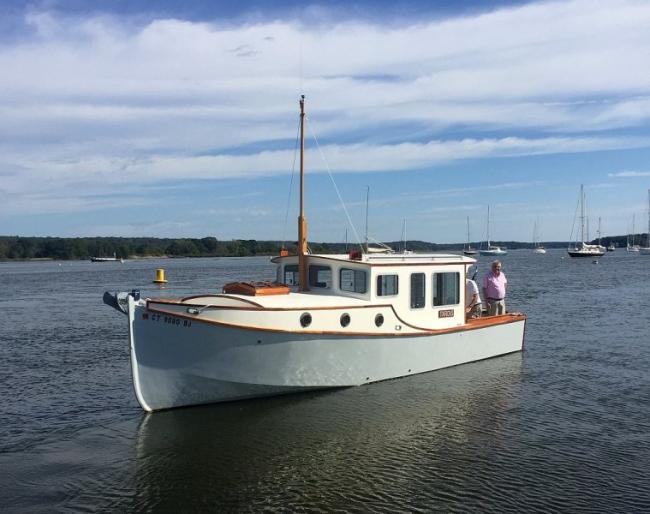 Olga 28 trailerable trawler