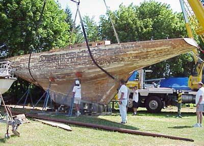 BLUE GODDESS 10-Meter class.