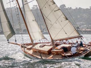 Schooner-yacht LA VOLPE