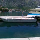 Zoran Bozovic designed and built this 14' motorboat.