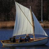 Långedragsjulle 10 sailing.