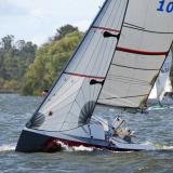  i550 racing sailboat photo