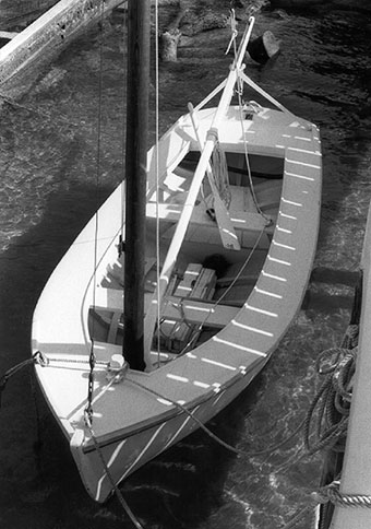 Bahamian fishing sloop in 2002.